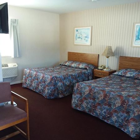 Budget Host Inn - Manistique Εξωτερικό φωτογραφία