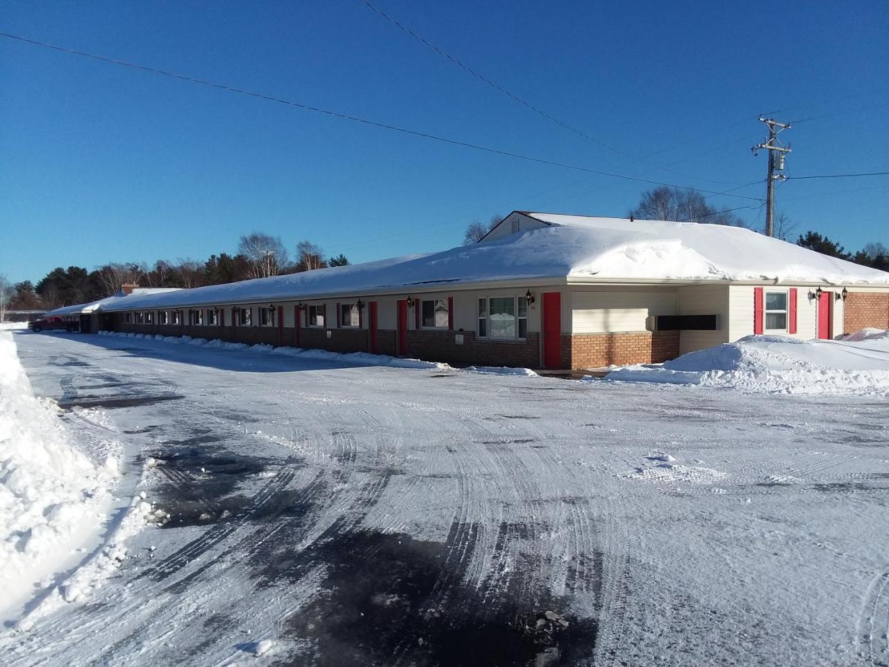 Budget Host Inn - Manistique Εξωτερικό φωτογραφία